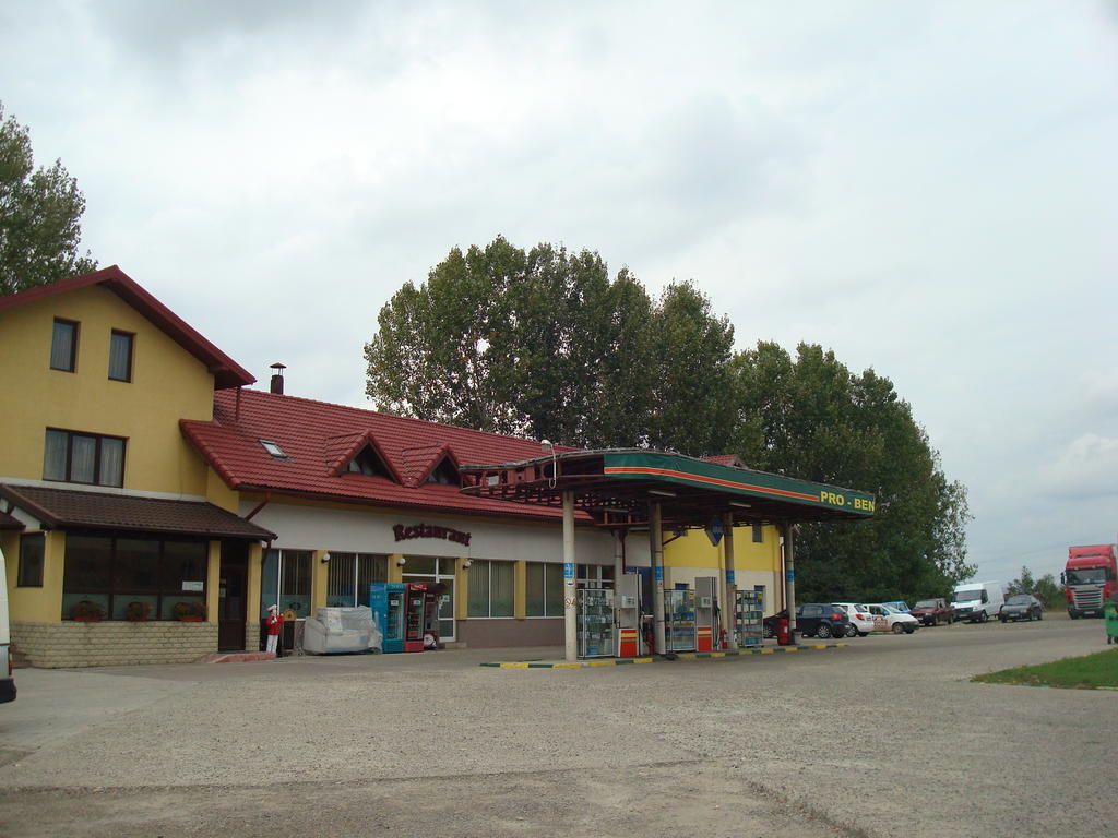 Pensiunea Marc Suceava Luaran gambar